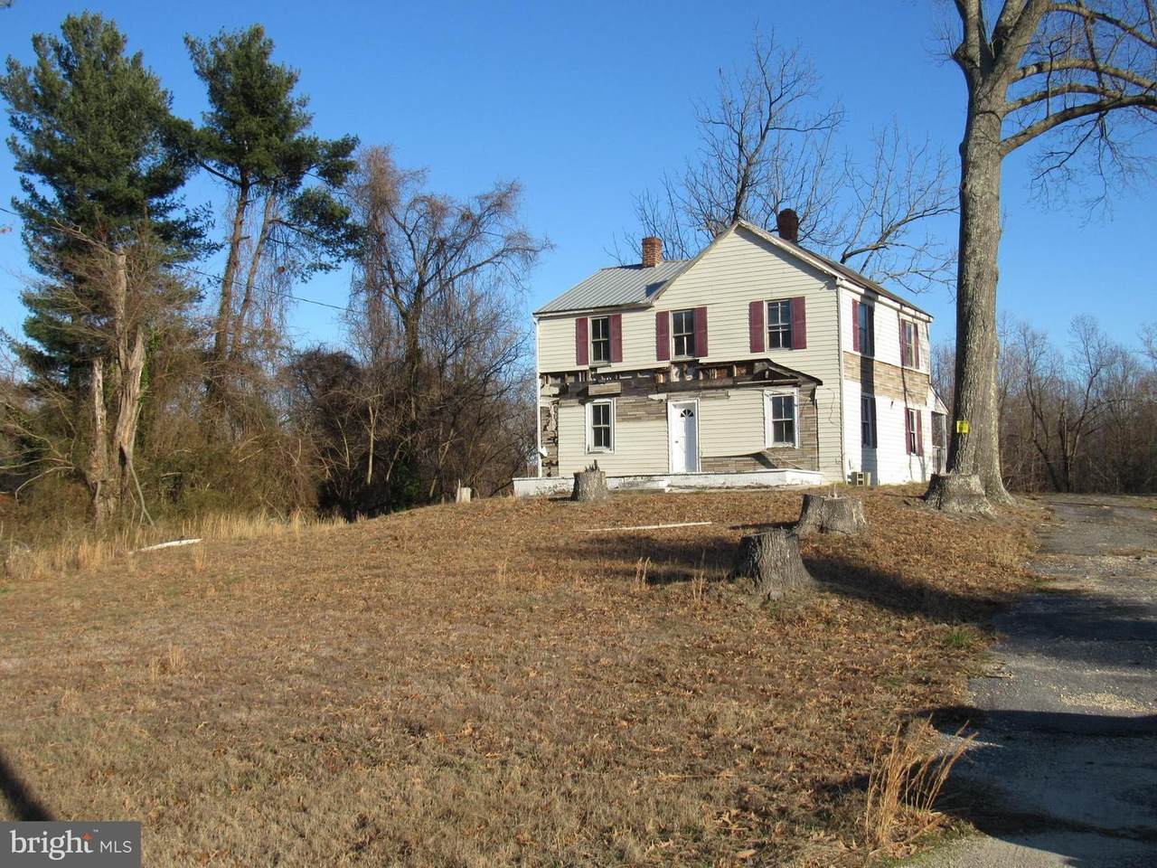 9500 Croom Road - Photo 1