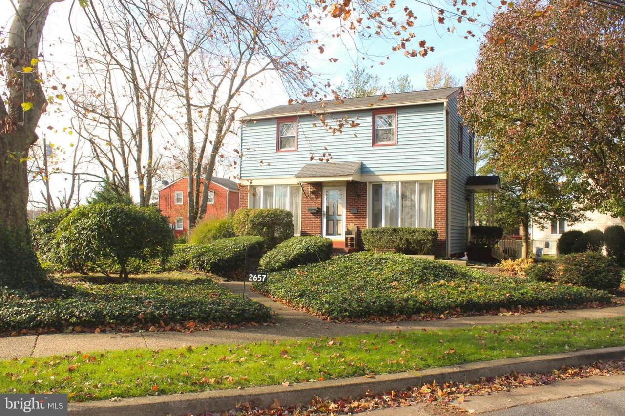 2657 Manall Avenue - Photo 1