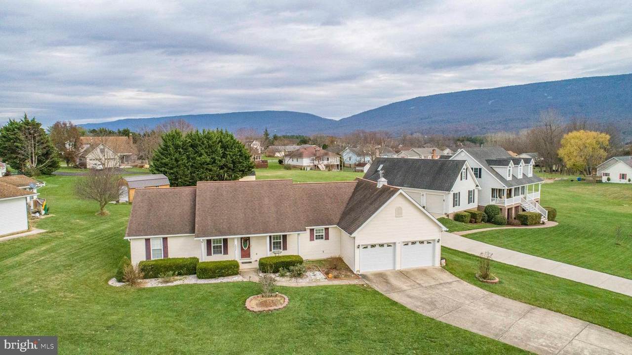 9852 Woodbine Way - Photo 1