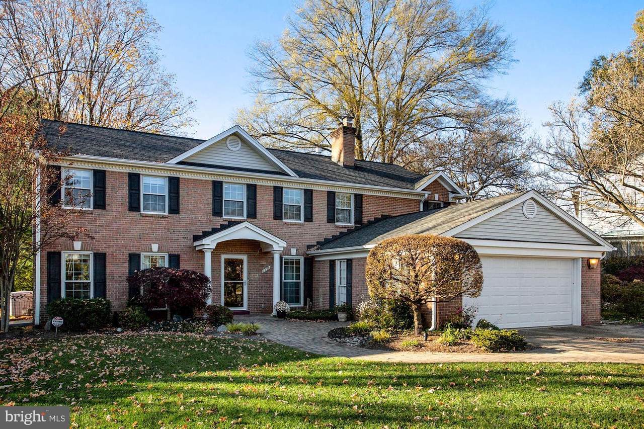 1232 Stoneham Court - Photo 1