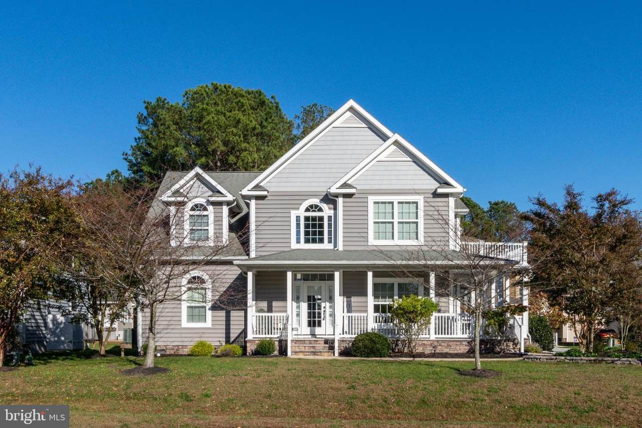 301 Sunrise Court - Photo 1