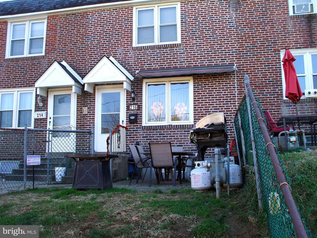 216 Wyncliffe Avenue - Photo 1