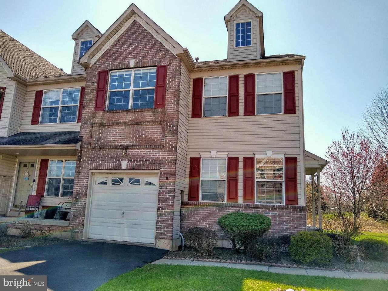 254 Larkspur Lane - Photo 1