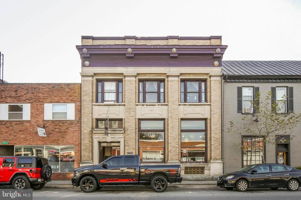 231 Washington Street - Photo 1