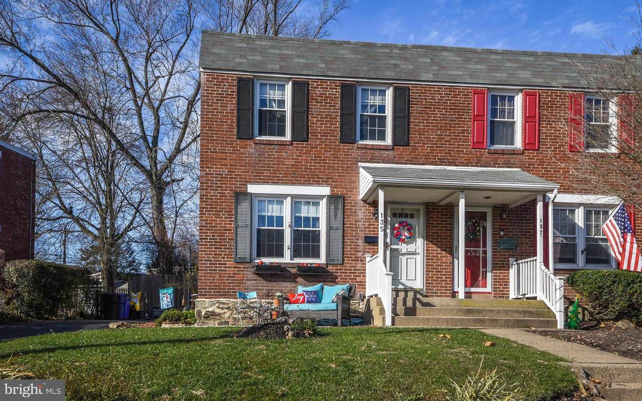 135 Earl Lane - Photo 1