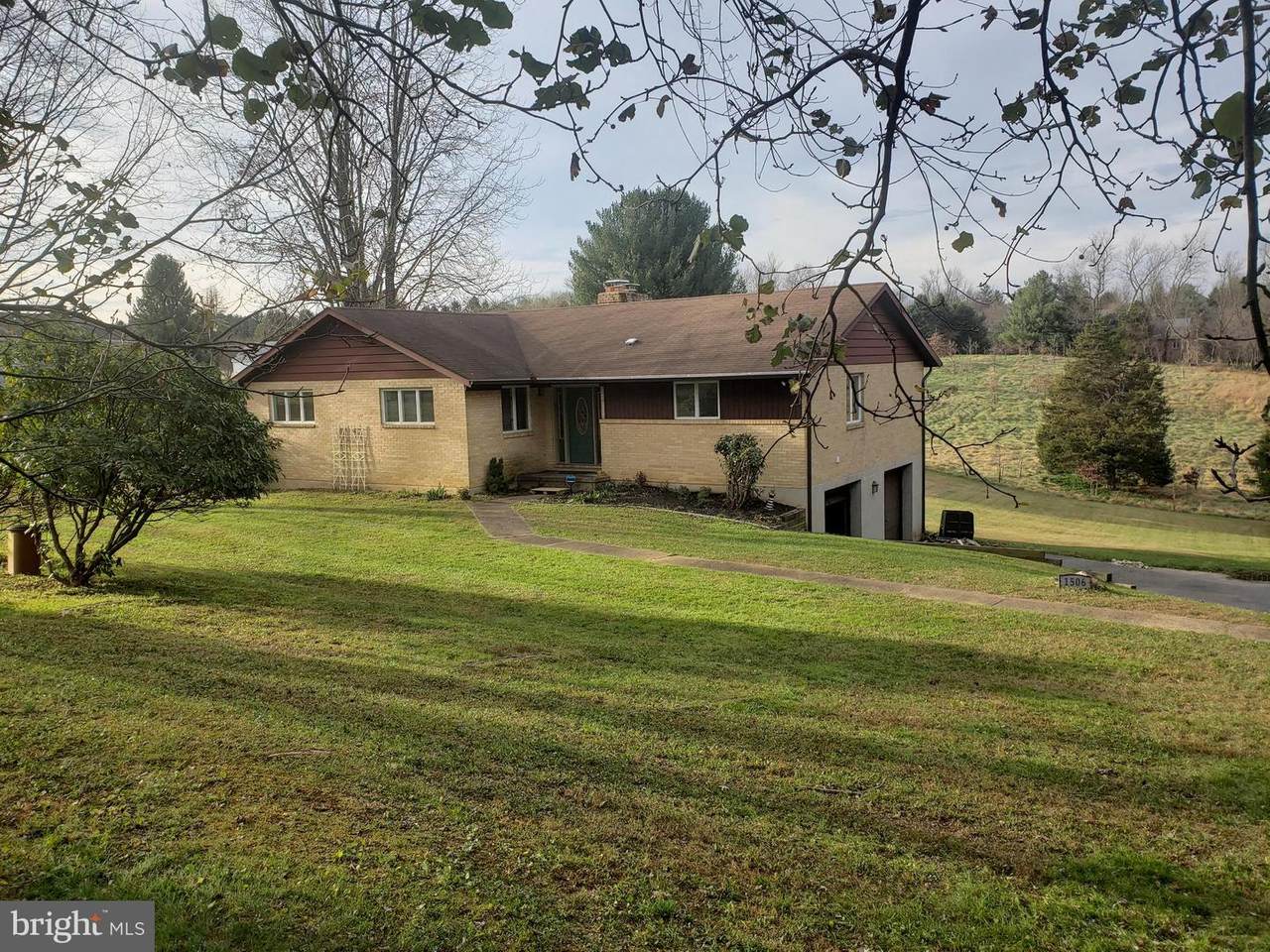 1506 Ivy Hill Road - Photo 1