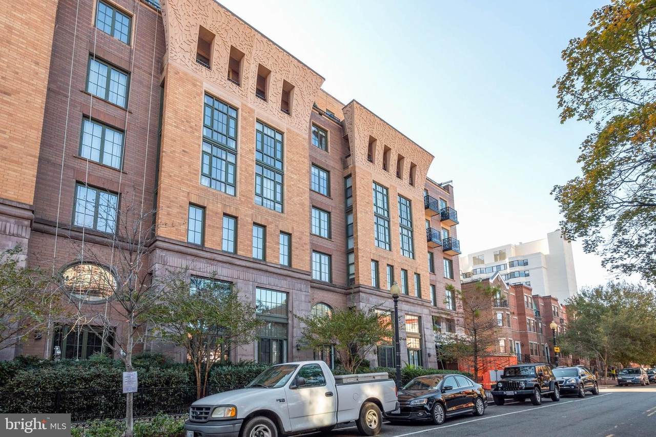 910 M Street - Photo 1