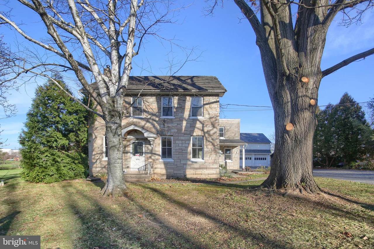 3731 Columbia Avenue - Photo 1