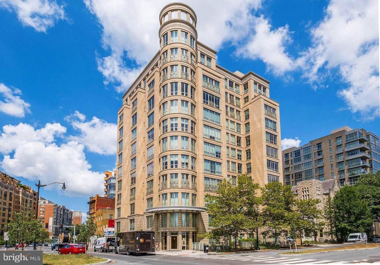 301 Massachusetts Avenue - Photo 1