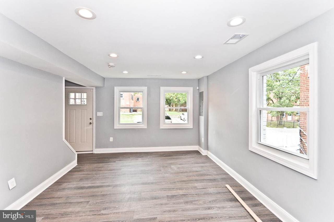 335 54TH Street - Photo 1