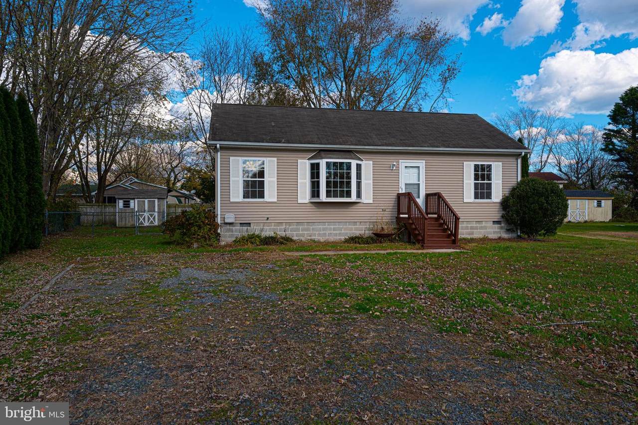 23 Westminster Drive - Photo 1