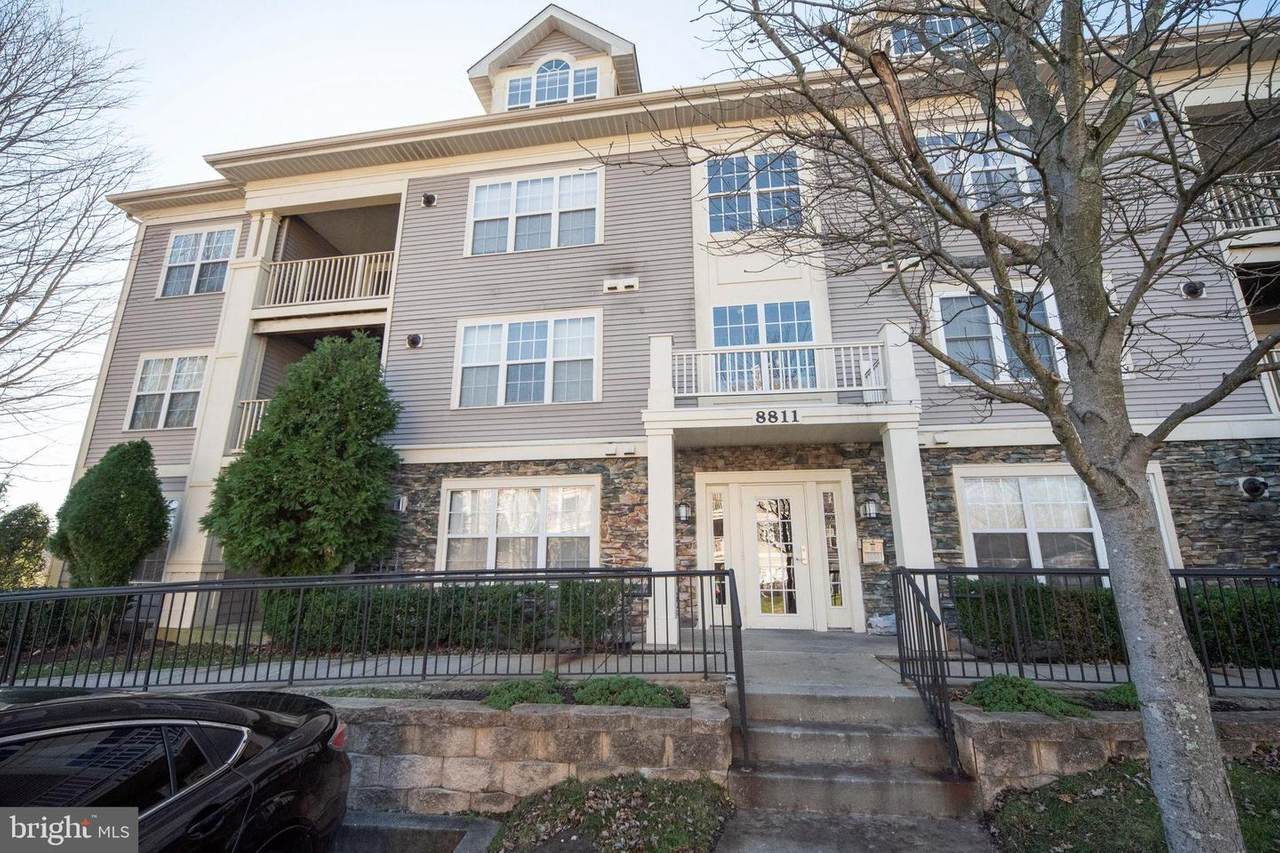 8811 Stone Ridge Circle - Photo 1