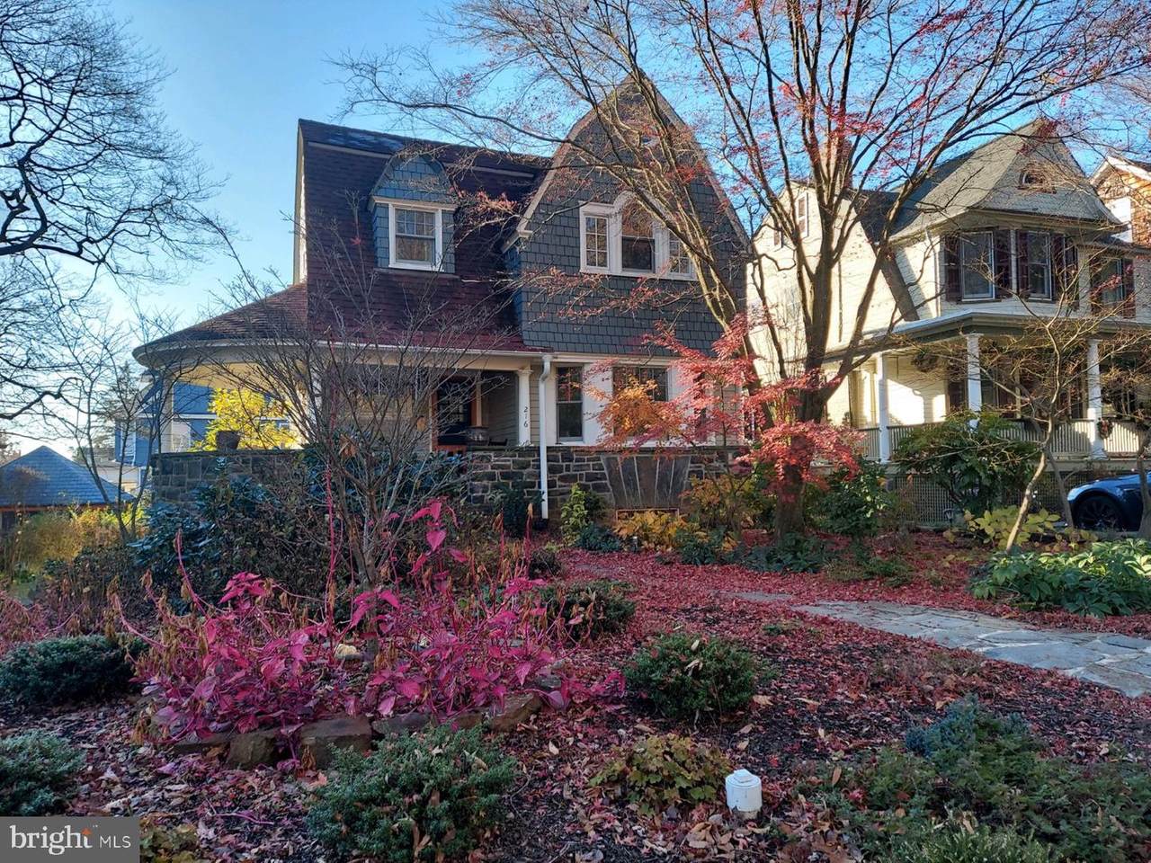 216 Oakdale Road - Photo 1