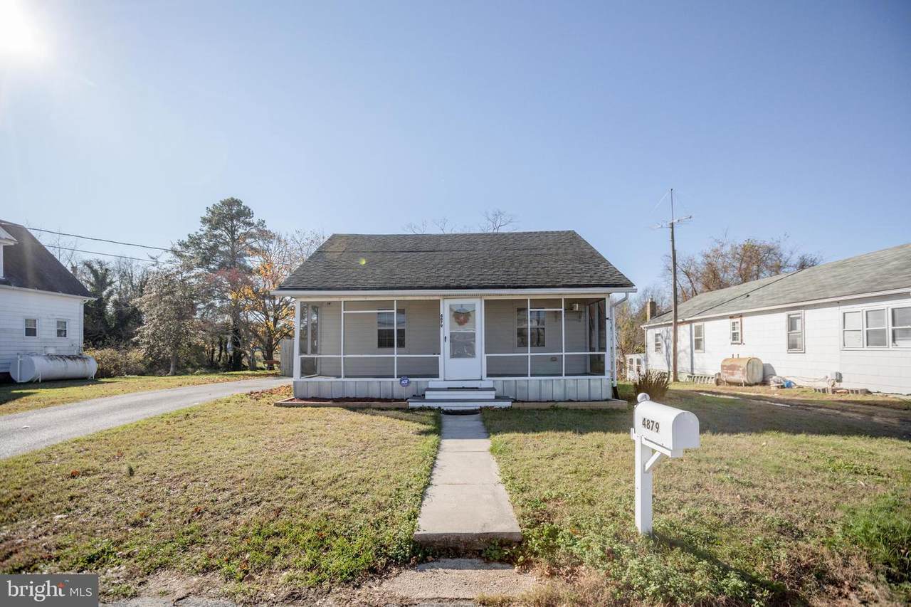 4879 Calvert Drive - Photo 1