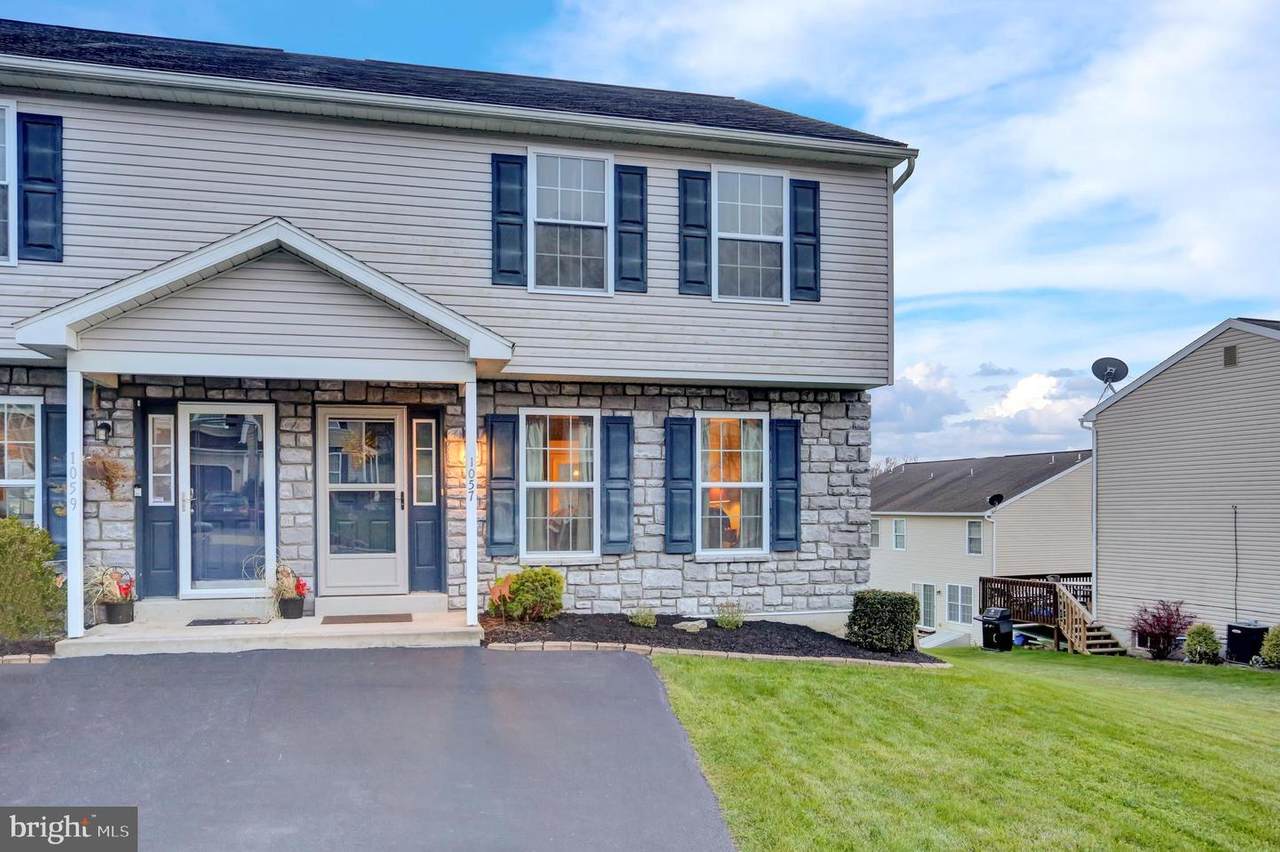 1057 Alexander Drive - Photo 1