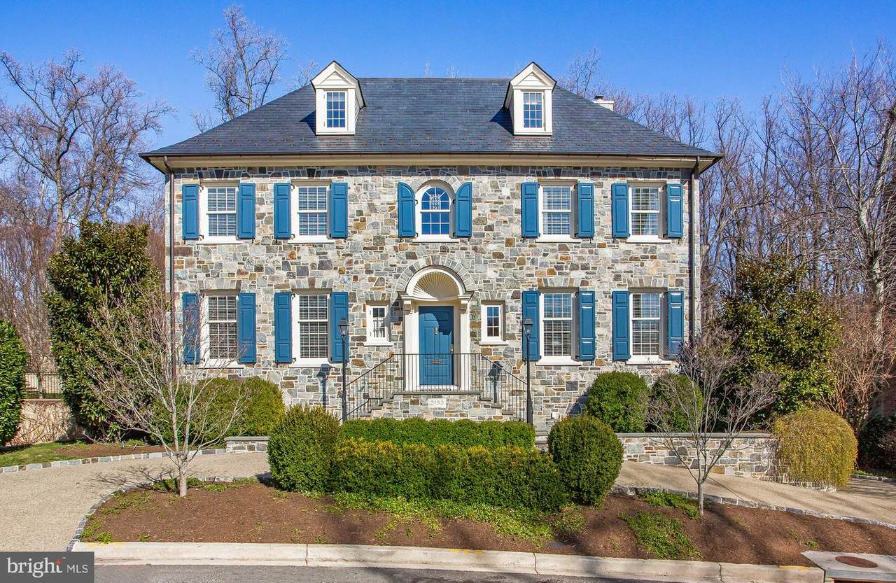2163 Dunmore Lane - Photo 1