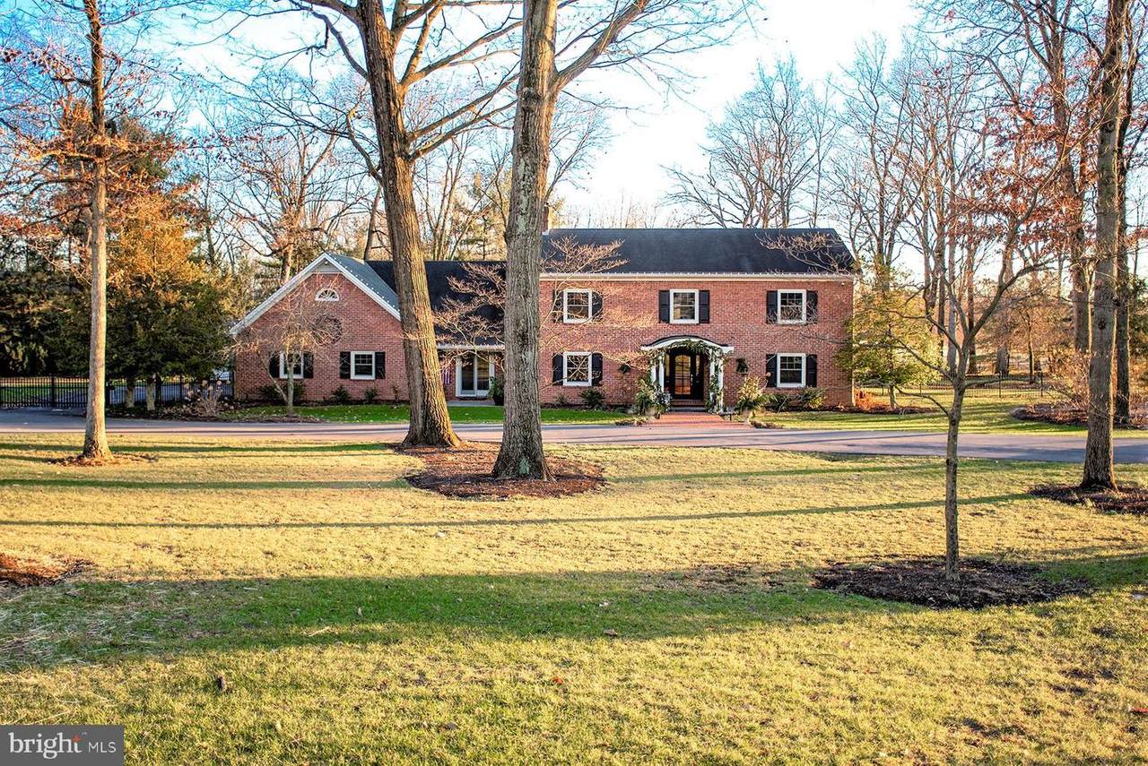 19653 Longmeadow Road - Photo 1