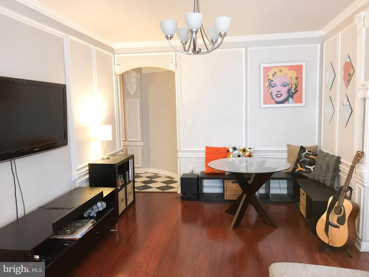 1 Scott Circle - Photo 1
