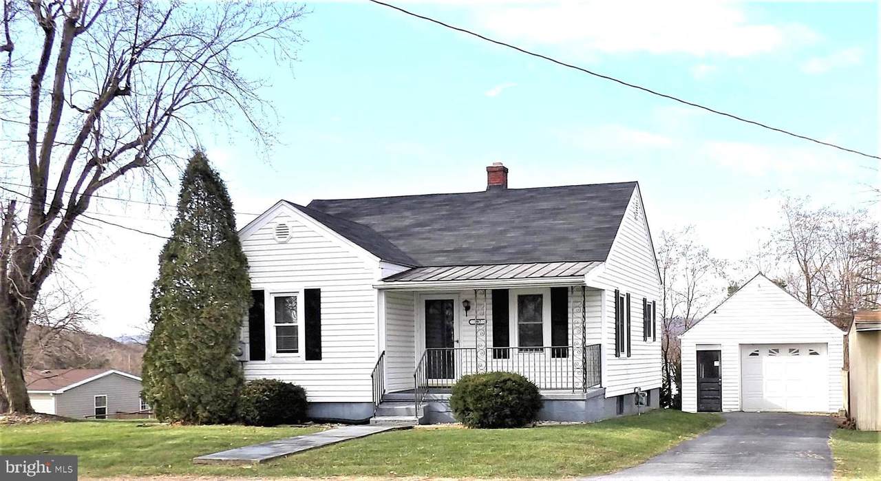 197 State Circle - Photo 1