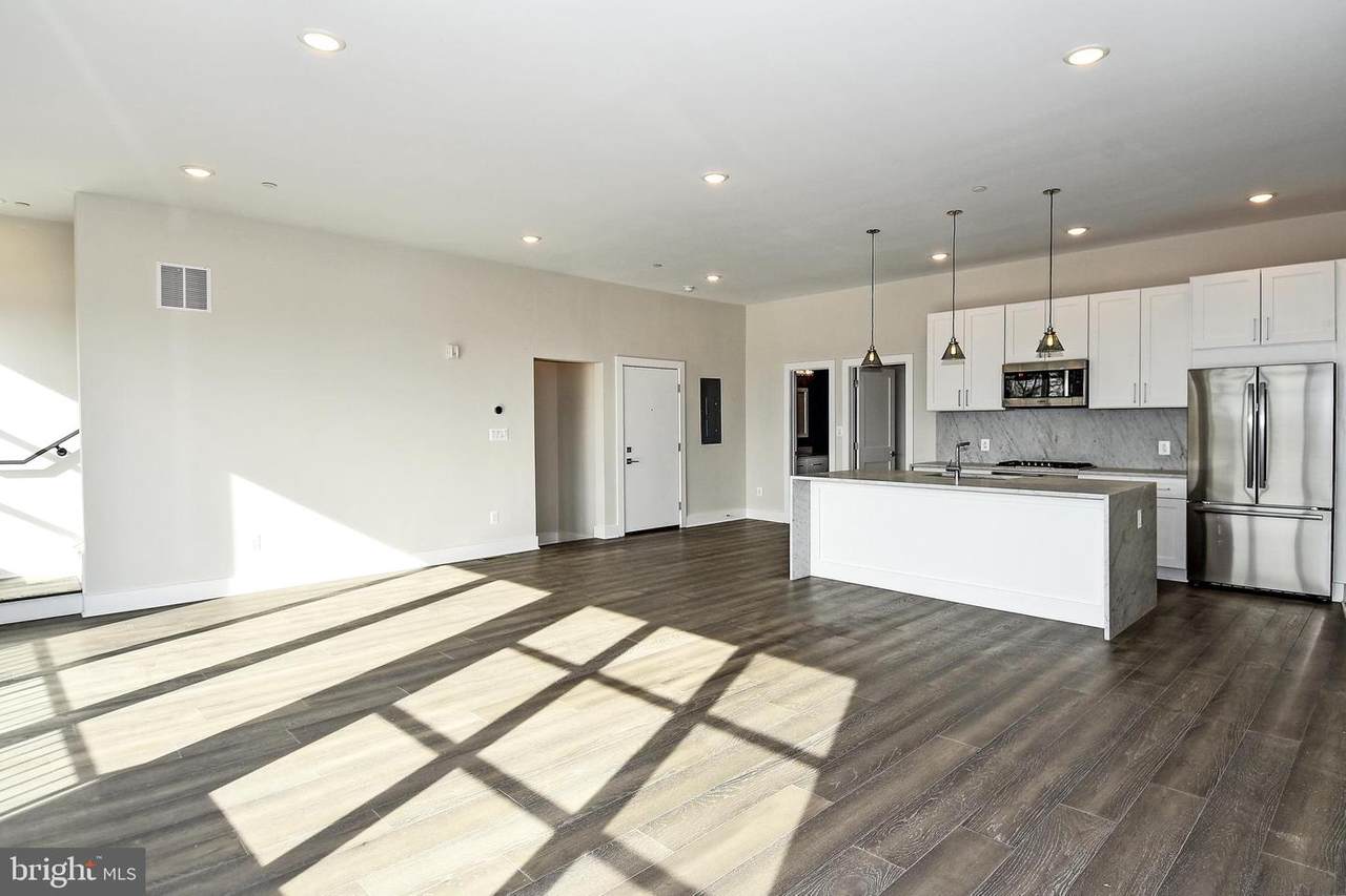 1255 Penn Street - Photo 1