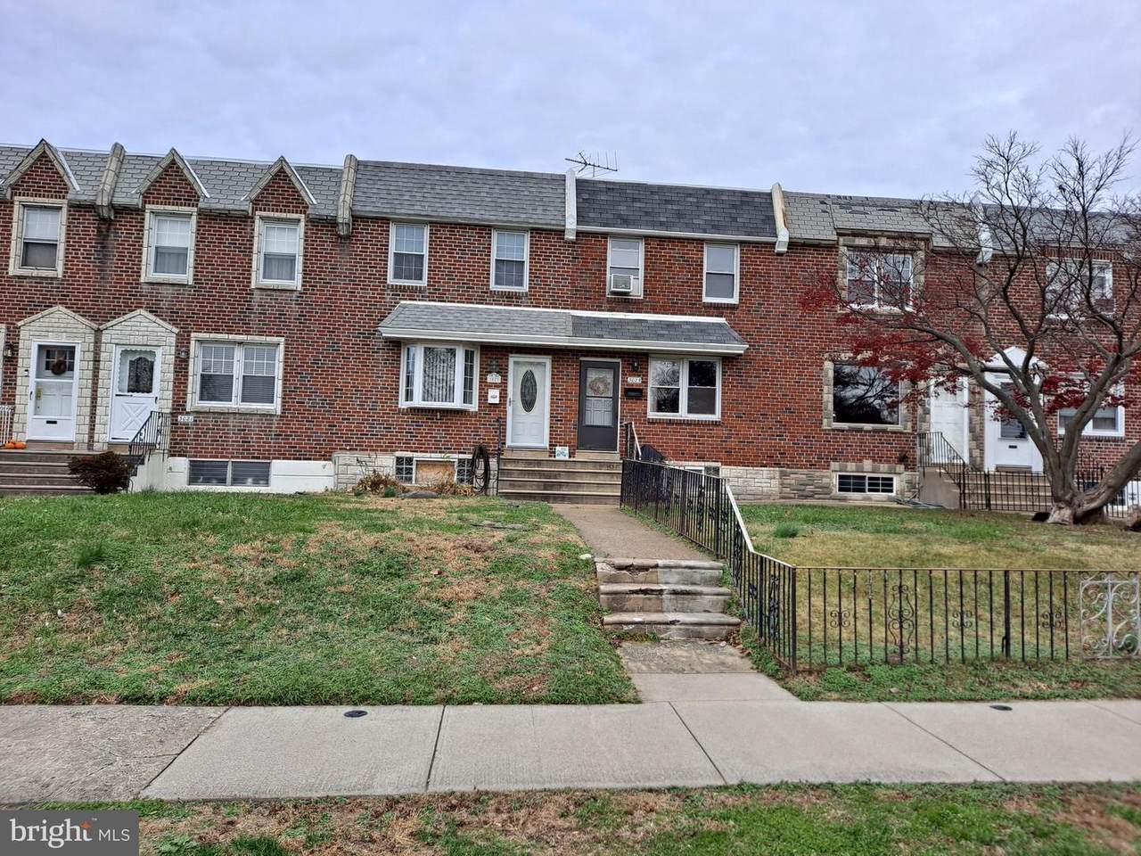 3023 Holme Avenue - Photo 1
