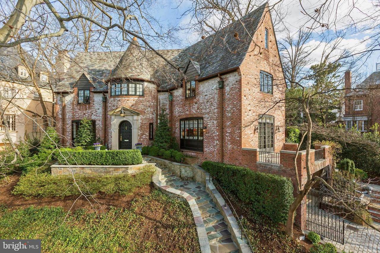2446 Kalorama Road - Photo 1