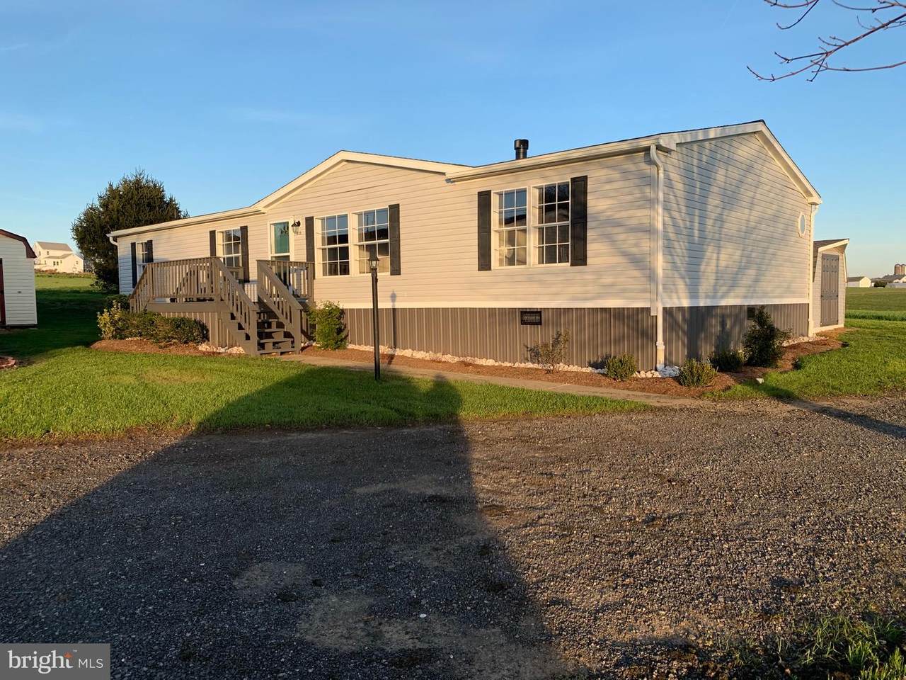 555 Scott Road - Photo 1