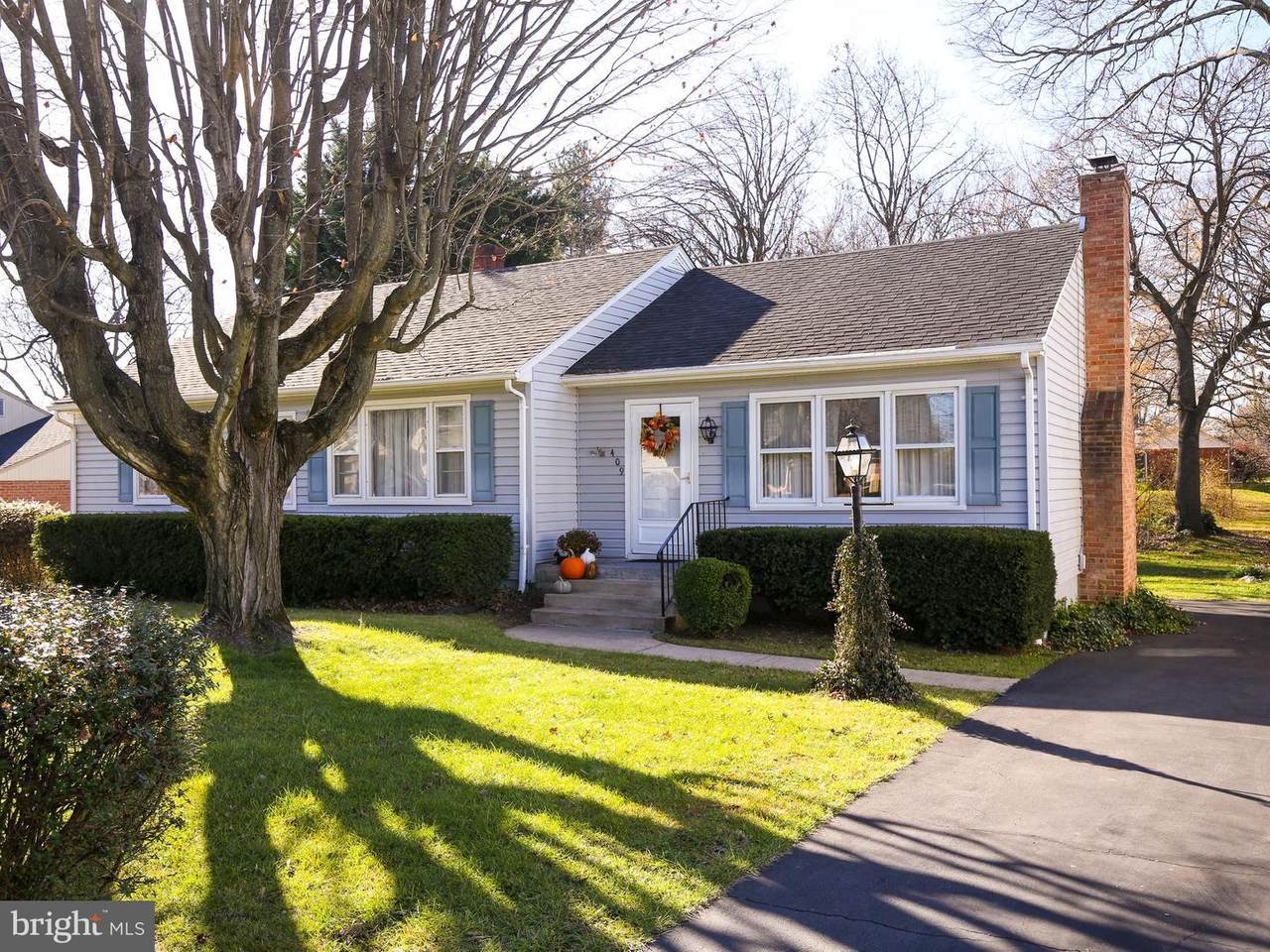 409 Walnut Street - Photo 1