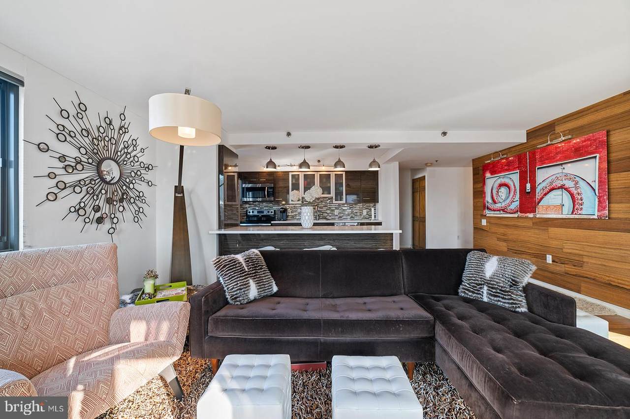 2201 Cherry Street - Photo 1
