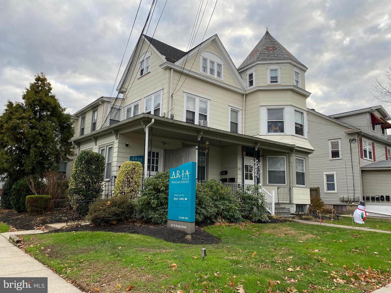 301 Bridge Street - Photo 1