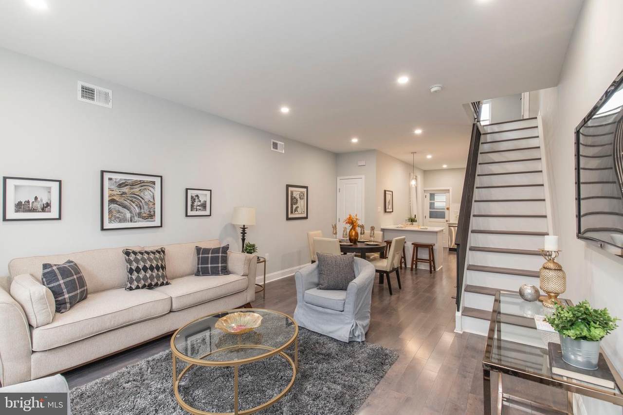 2122 Garnet Street - Photo 1