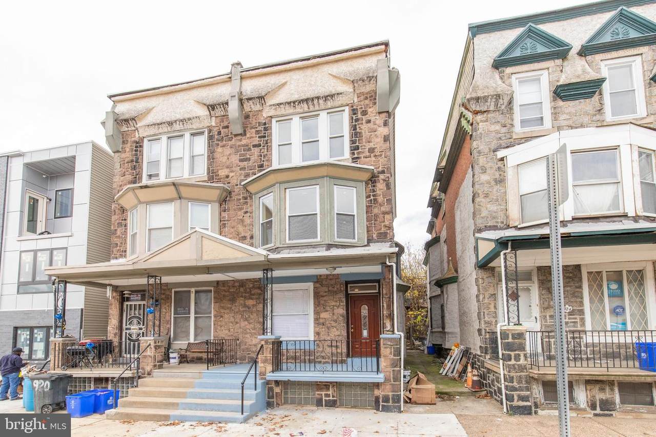 922 48TH Street - Photo 1