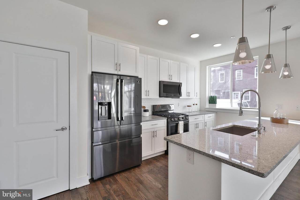 402 Front Street - Photo 1