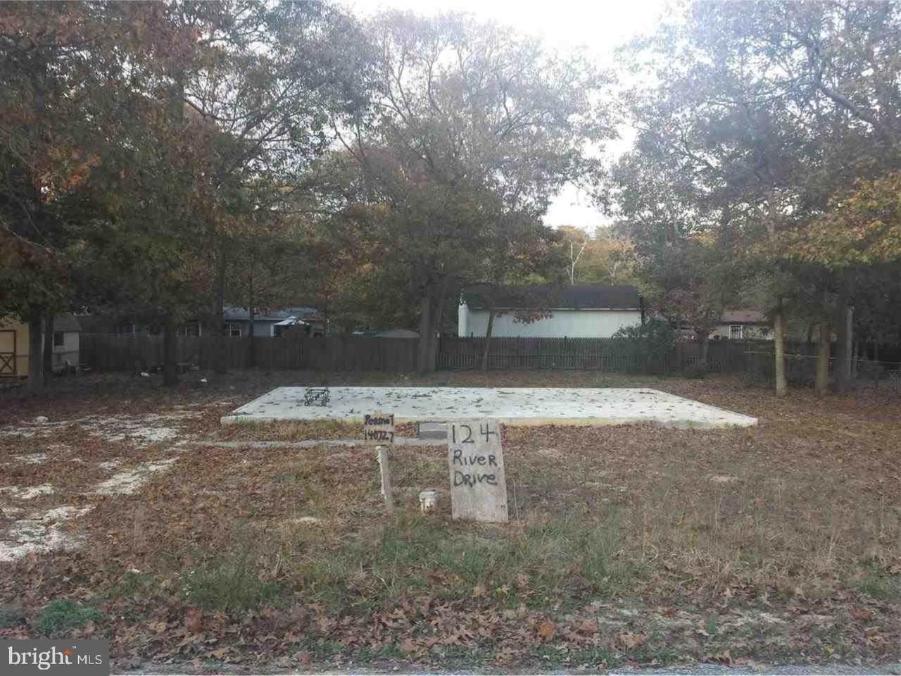 124 River Drive - Photo 1