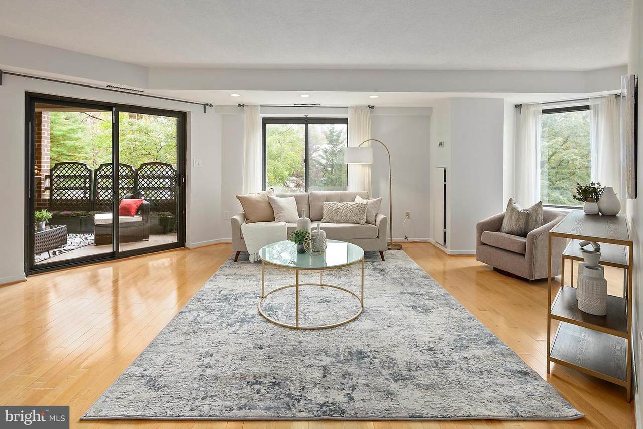 2111 Wisconsin Avenue - Photo 1