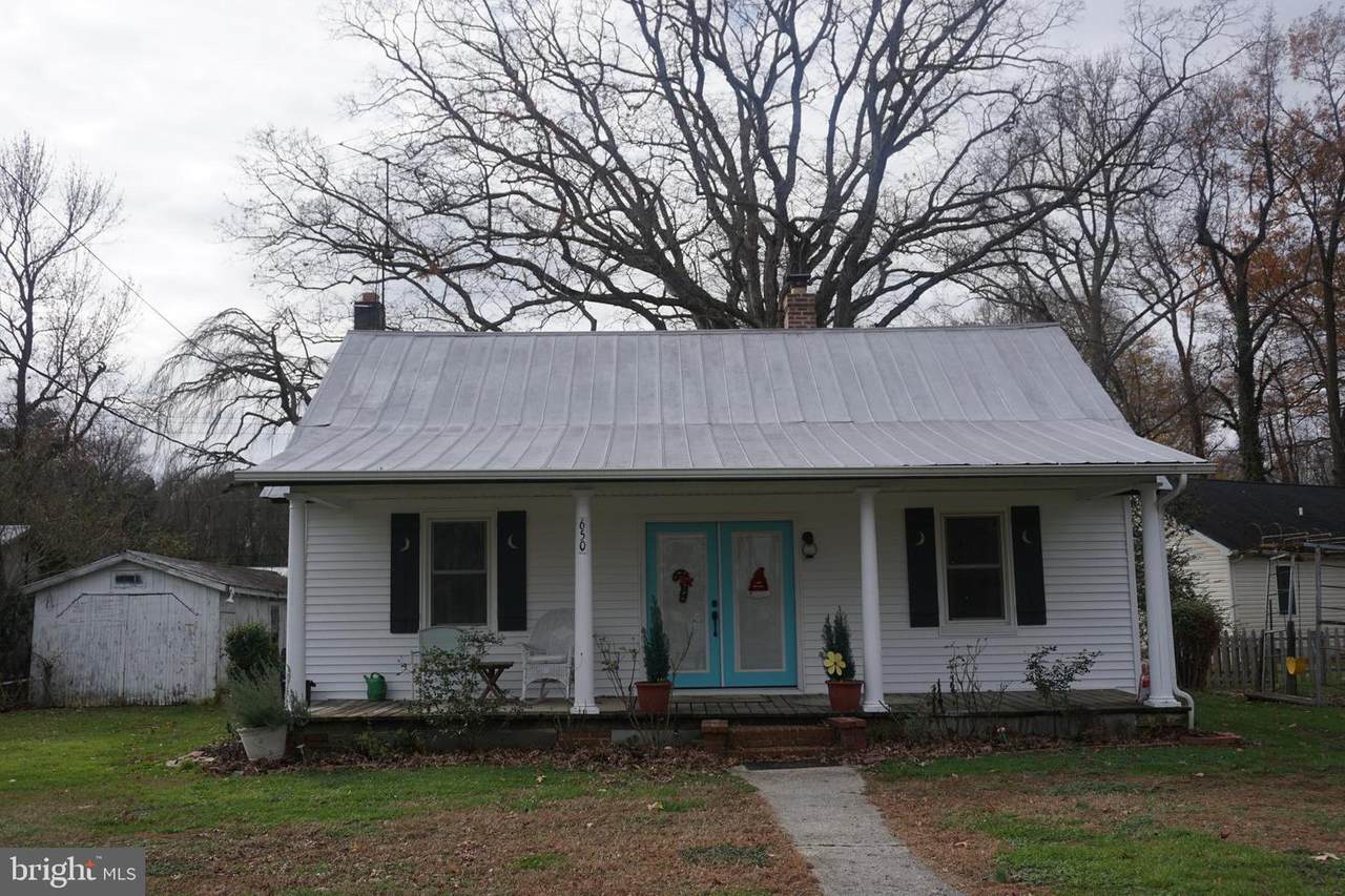 650 Del Rhodes Avenue - Photo 1