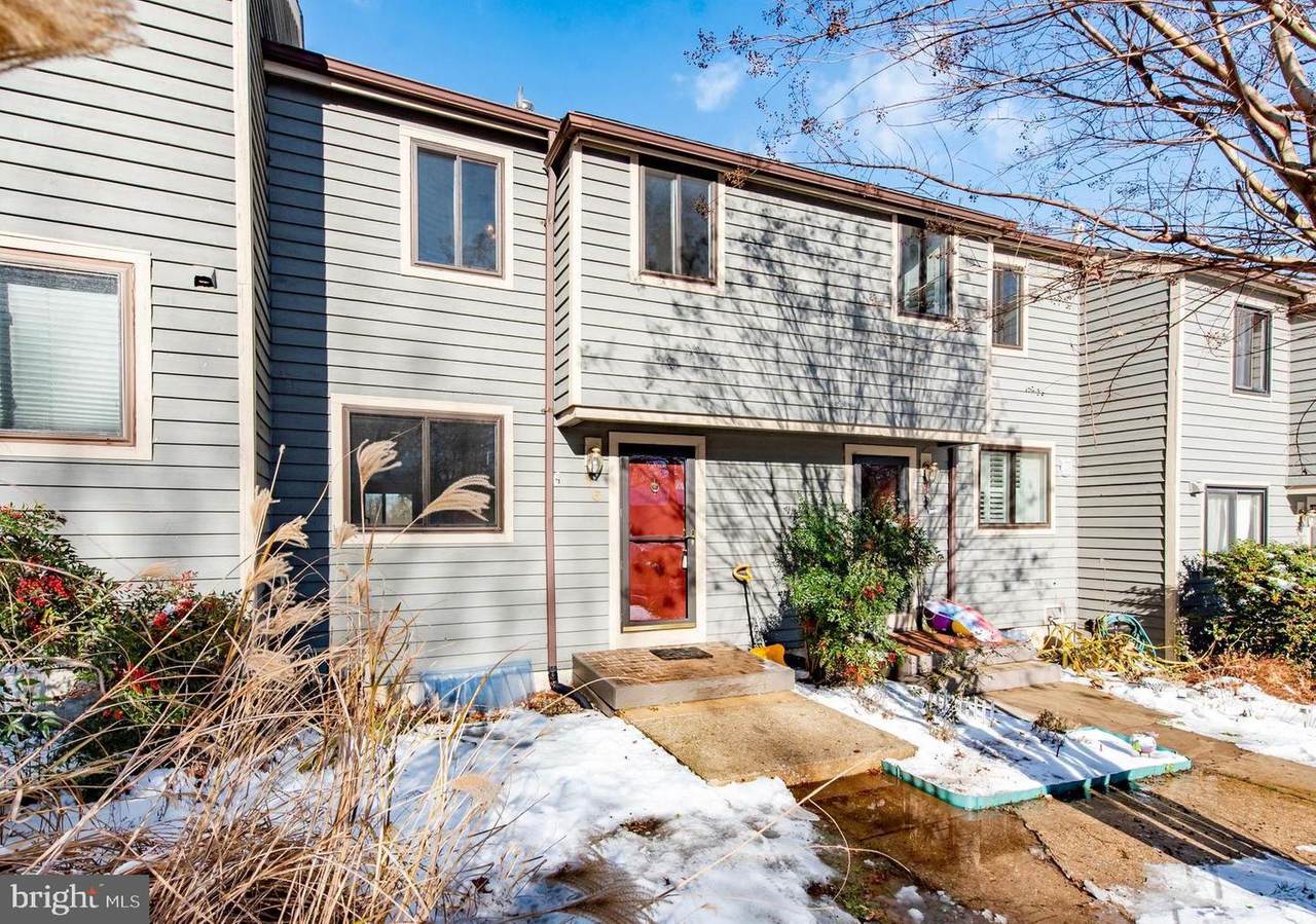 16 Stoneridge Court - Photo 1