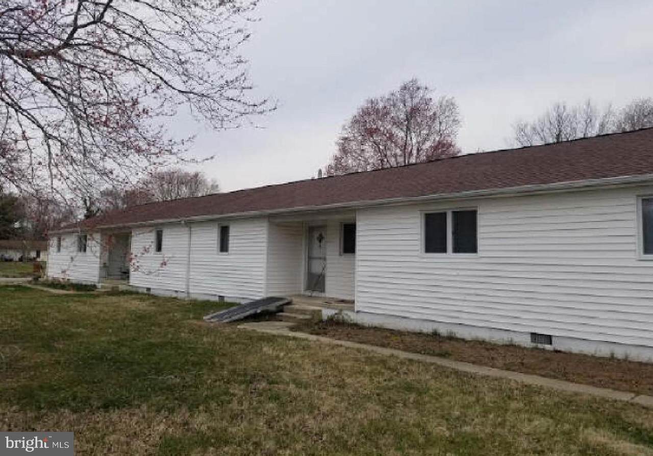 45016 Graves Road - Photo 1