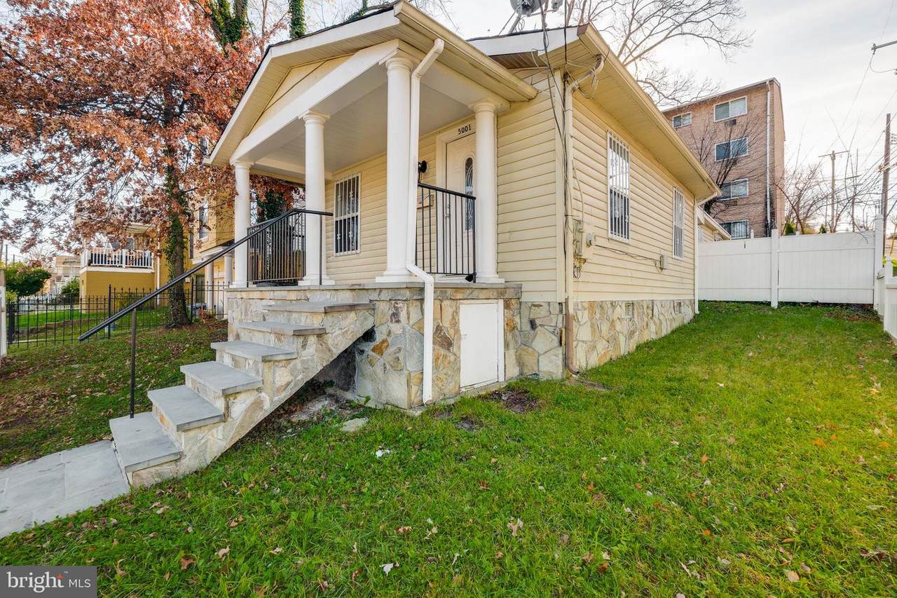 5001 Ayers Place - Photo 1