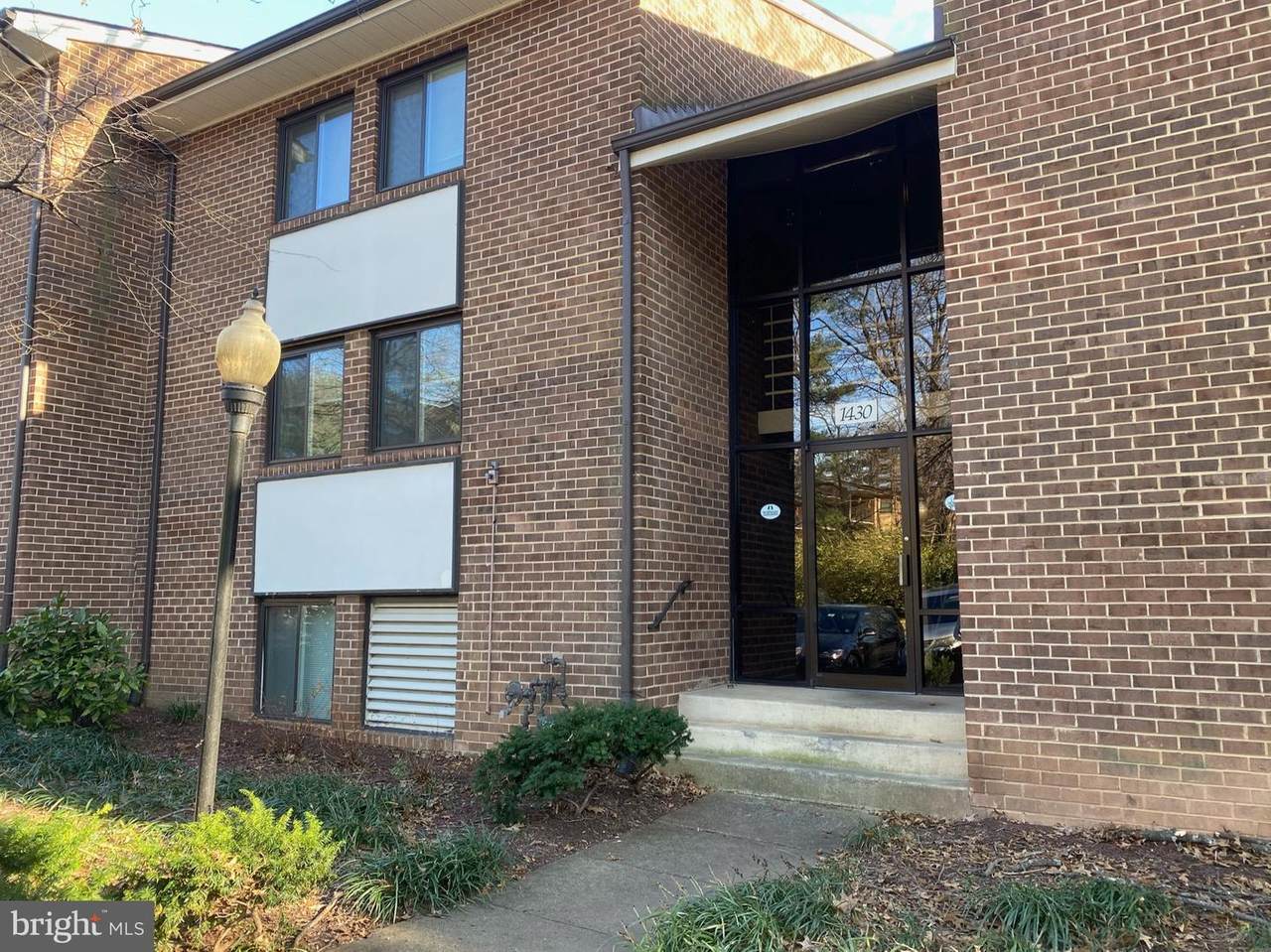 1430 Northgate Square - Photo 1