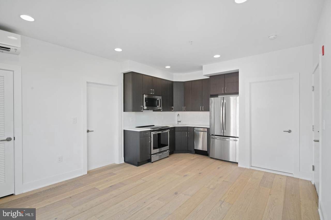 500 Fairmount Avenue - Photo 1