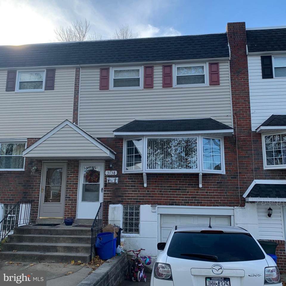 3138 Derry Road - Photo 1