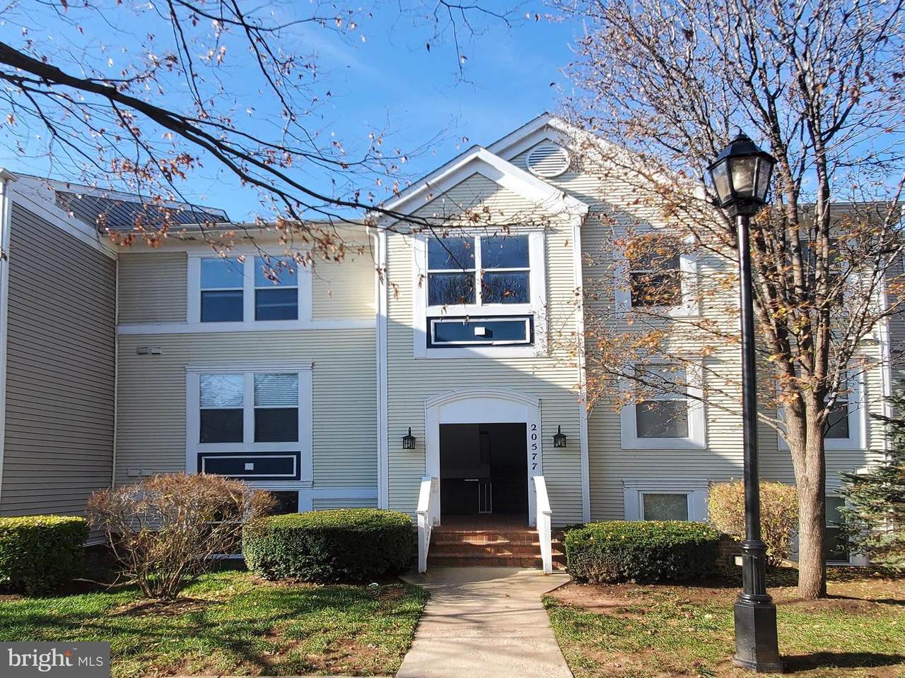20577 Snowshoe Square - Photo 1