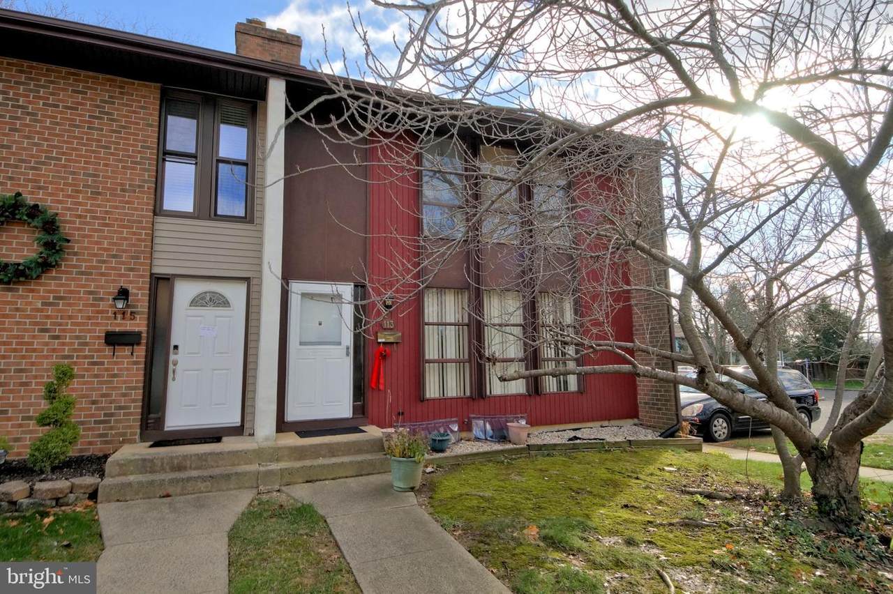 113 Bennington Drive - Photo 1