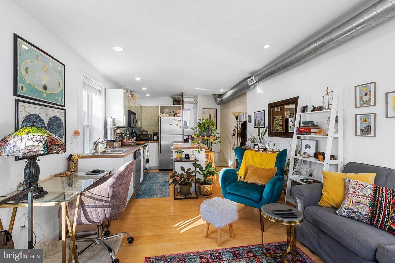 727 22ND Street - Photo 1