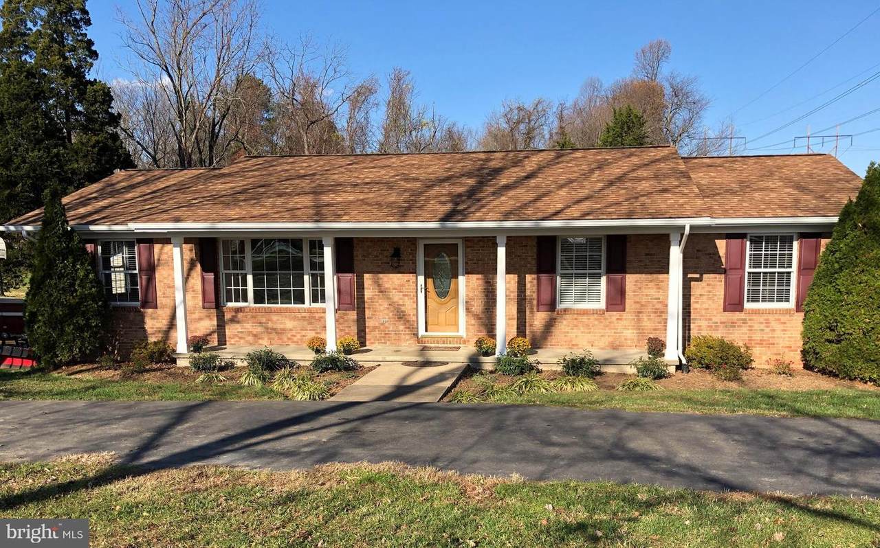 213 Hope Road - Photo 1
