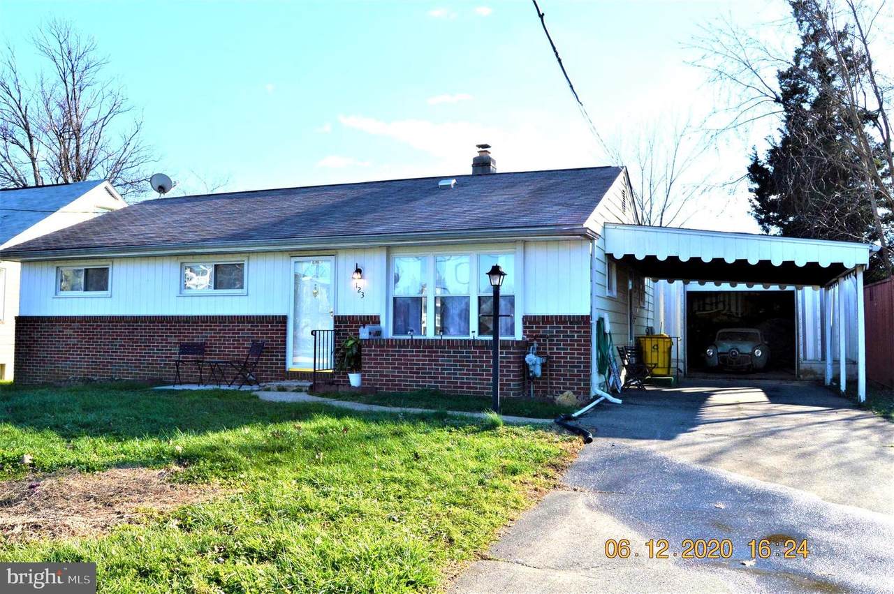123 Hammonds Lane - Photo 1
