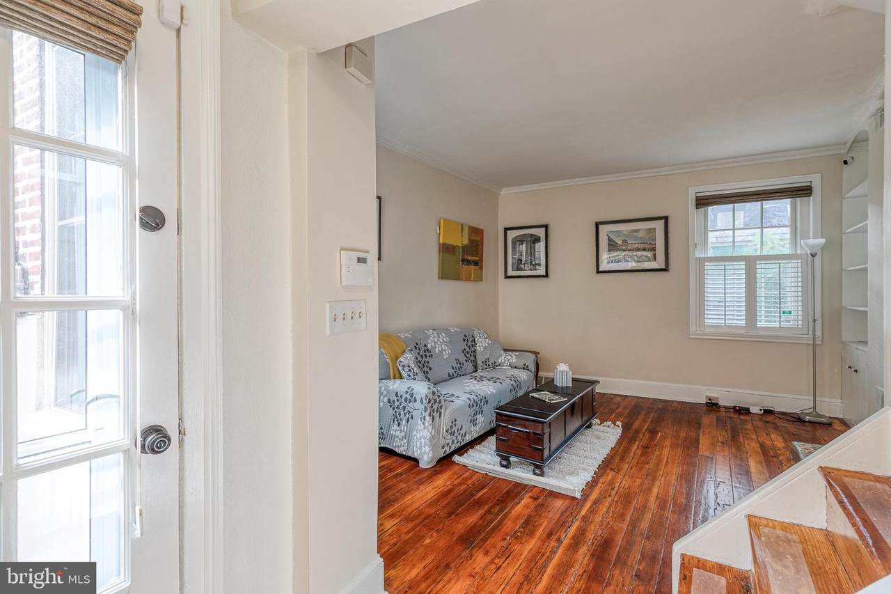 841 Hancock Street - Photo 1