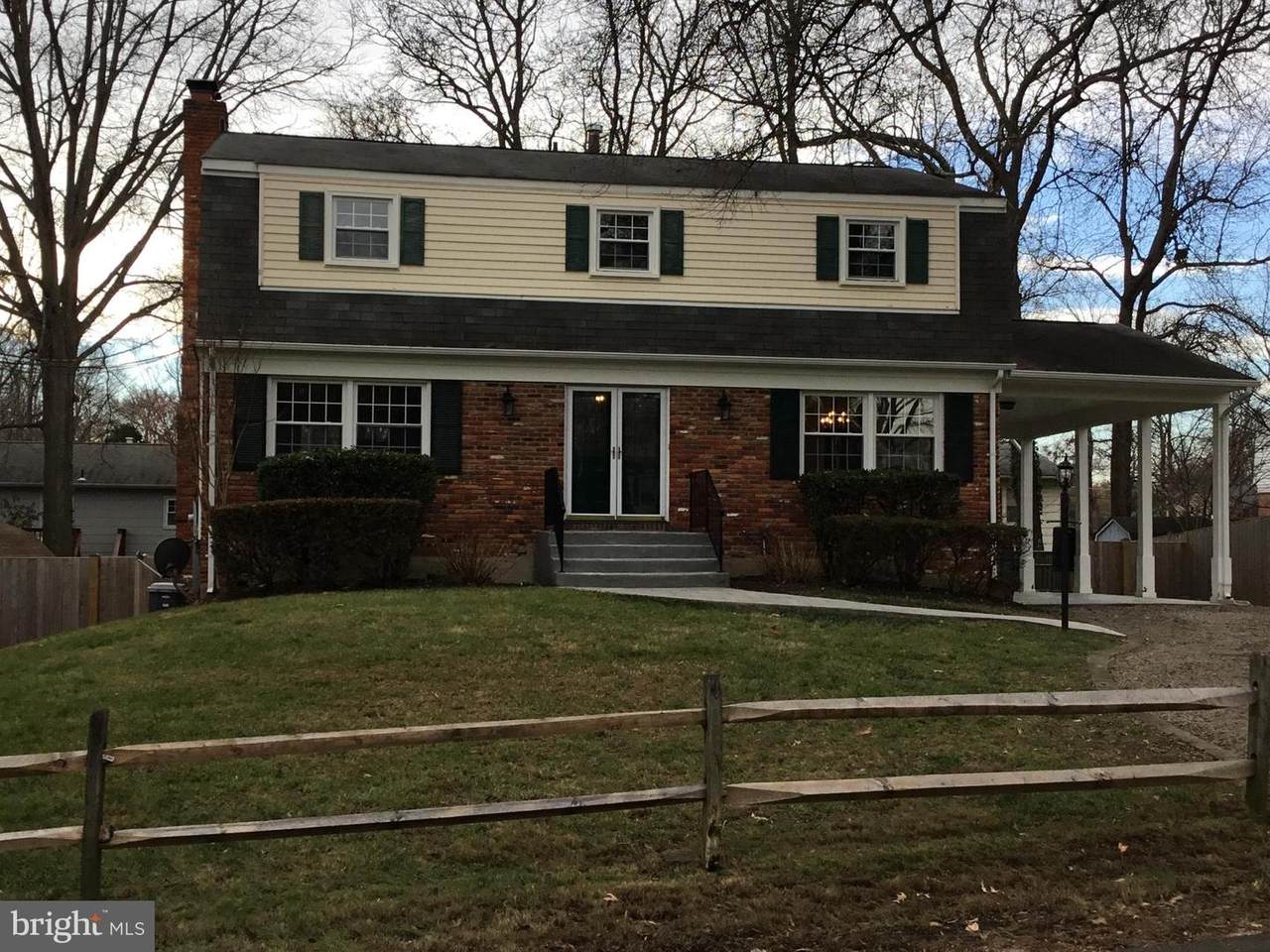 8634 Vernon Avenue - Photo 1