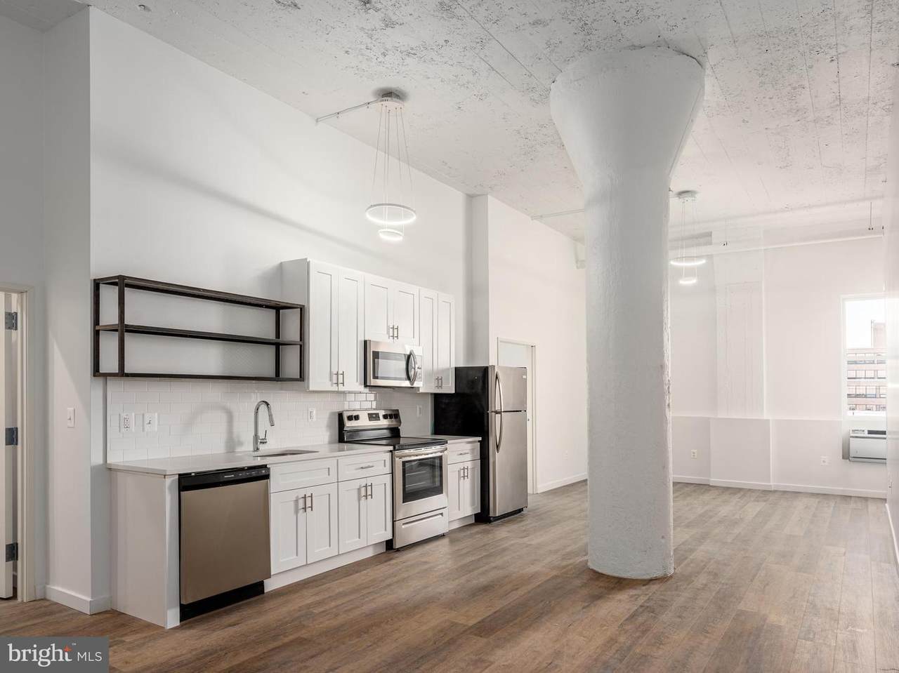 1201 Jackson Street - Photo 1
